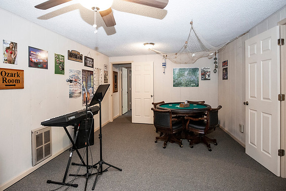 Lower bonus room 1