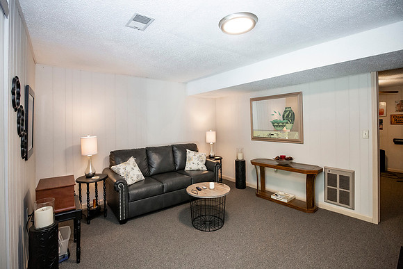 Lower living space 2