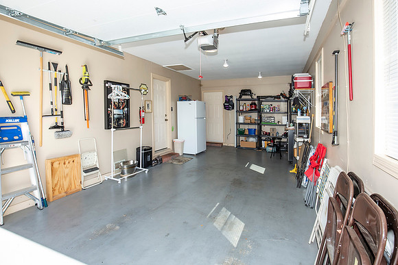 Garage 2